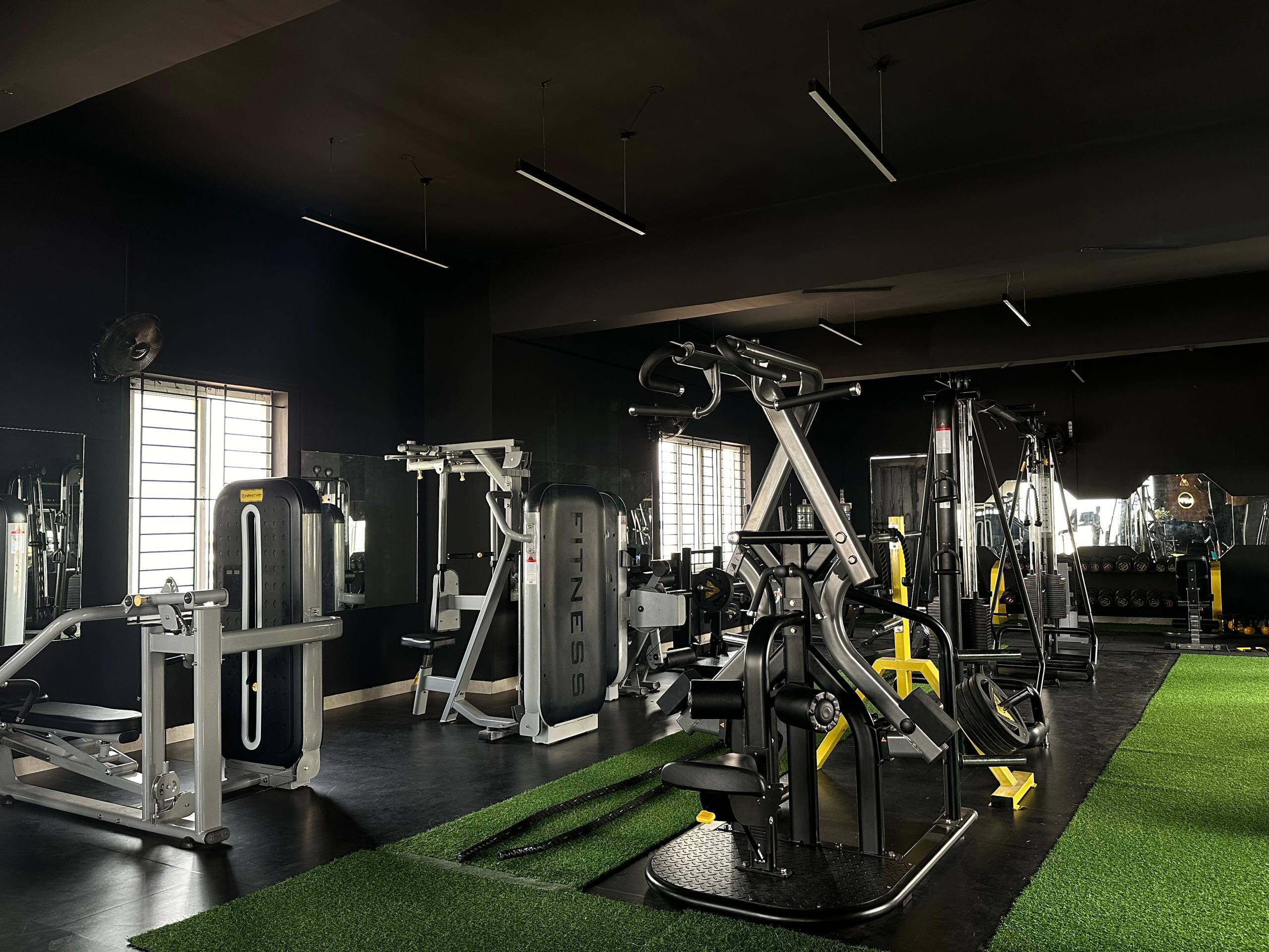 GYM INTERIOR